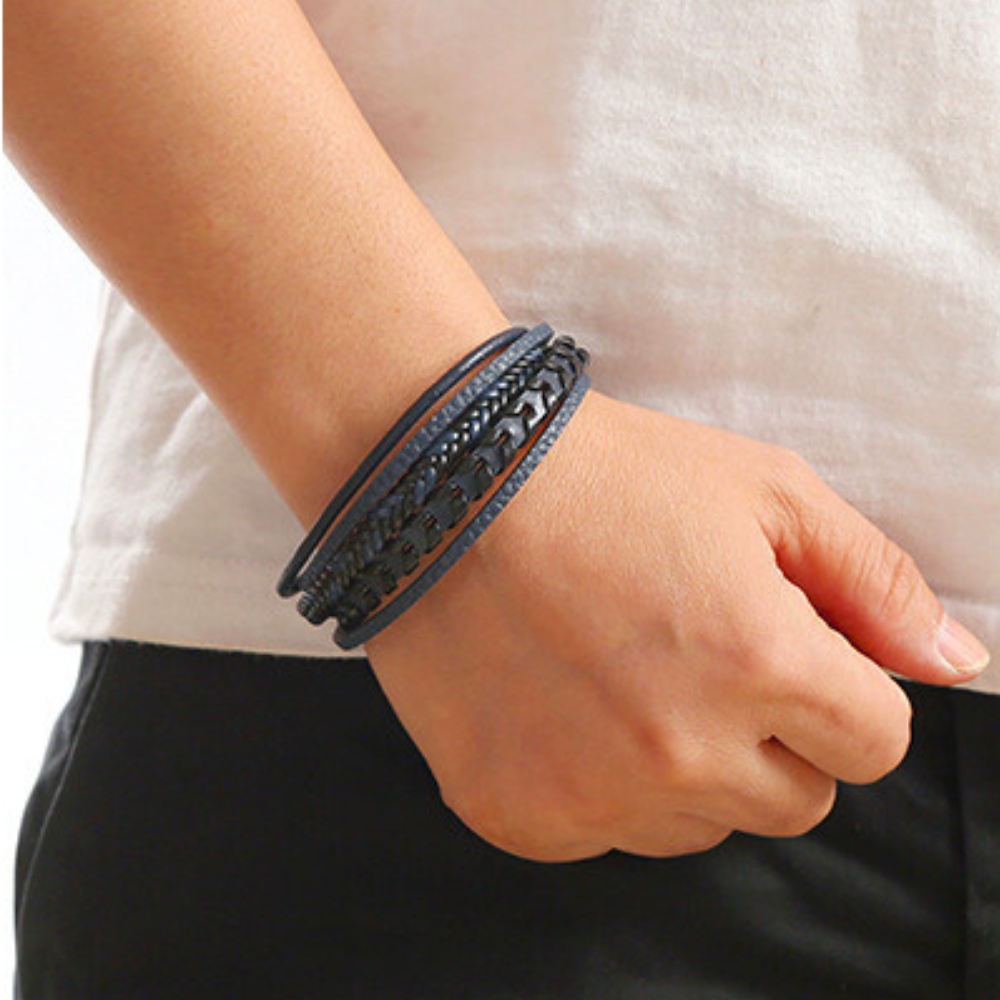 Leather Bracelet – Robust, Stylish & Timeless