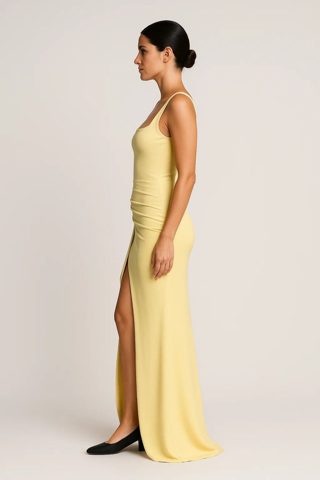 Elegant Women's Maxi Dress - Strapless Look with Split