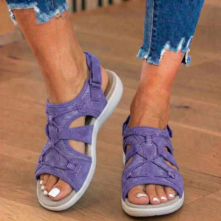 Adjustable Sandals – Comfort and Style in One
