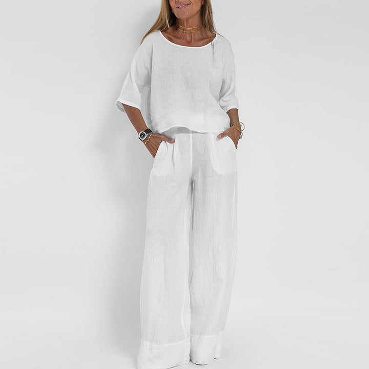 Stylish Short-Sleeved Blouse and Loose Pants Set – Your New Go-To Outfit