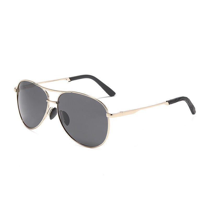 Polarized Aviator Sunglasses with UV400 Protection - Lightweight Metal Frame