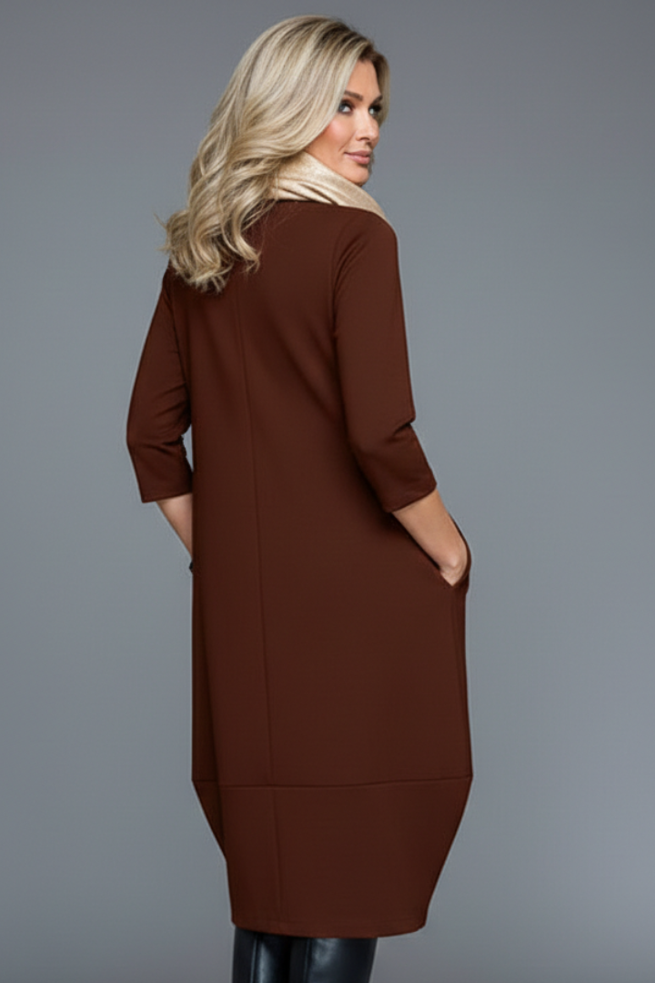 Women's Midi Dress with Round Neck and Pockets