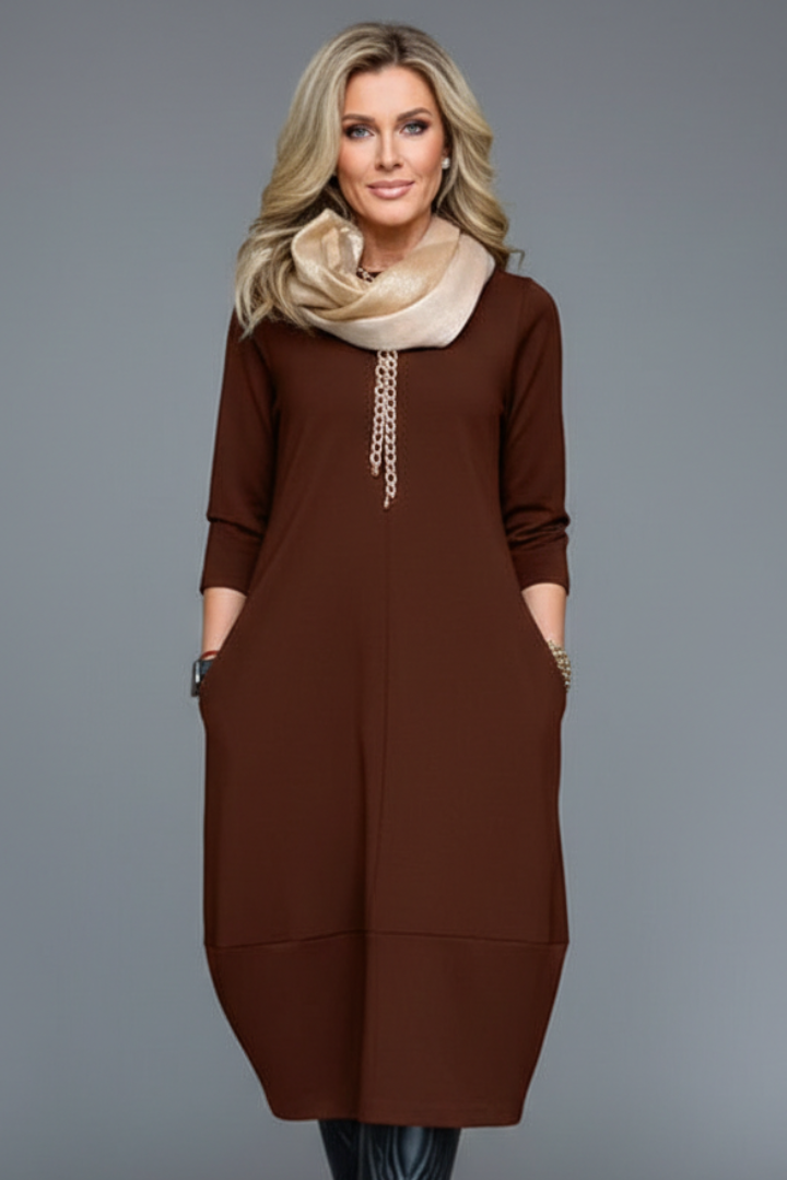 Women's Midi Dress with Round Neck and Pockets