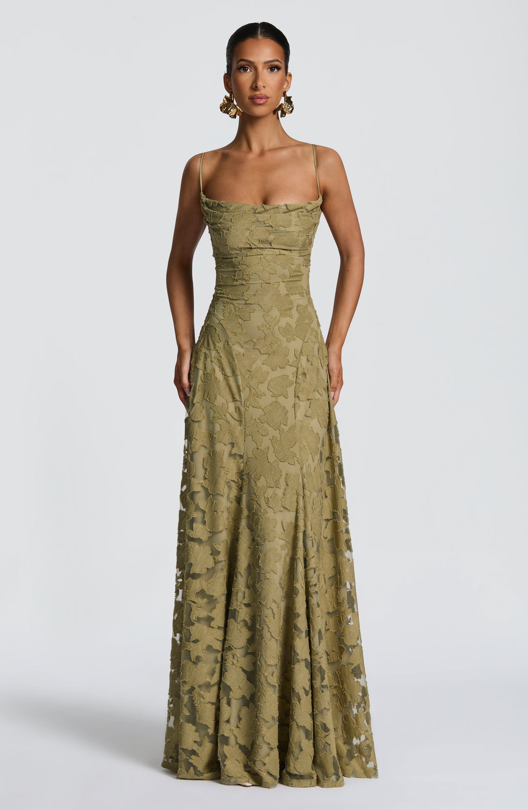 Elegant Evening Maxi Dress with Spaghetti Straps