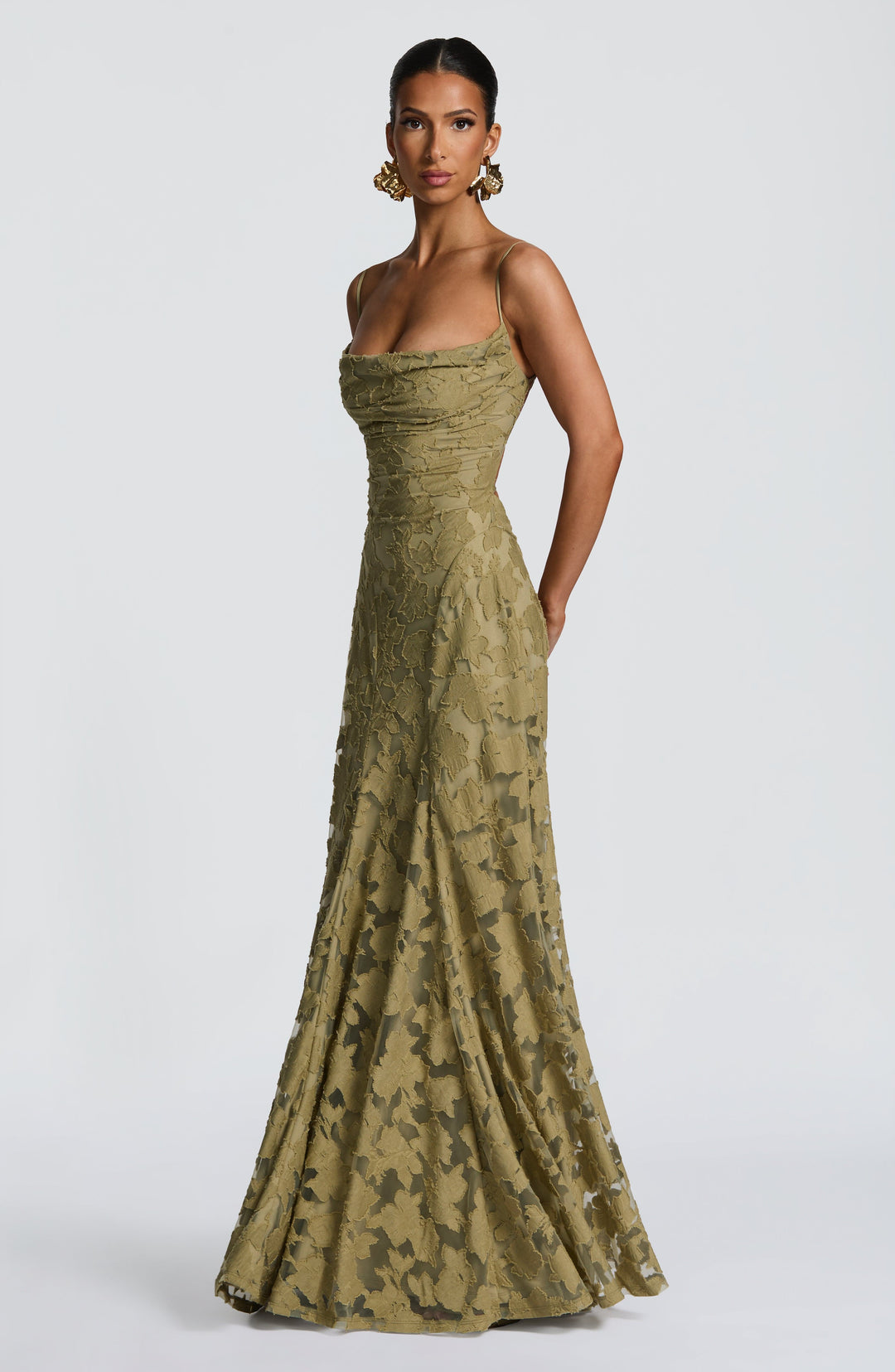Elegant Evening Maxi Dress with Spaghetti Straps