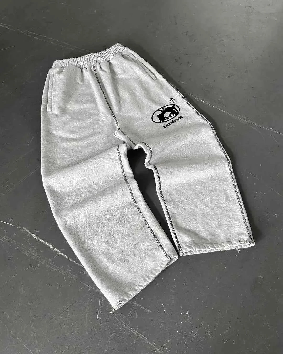 Men's Y2K Jogger Trousers | Relaxed Fit Streetwear Sweatpants | Drawstring Waist Cargo Style | Urban Casual Everyday Wear