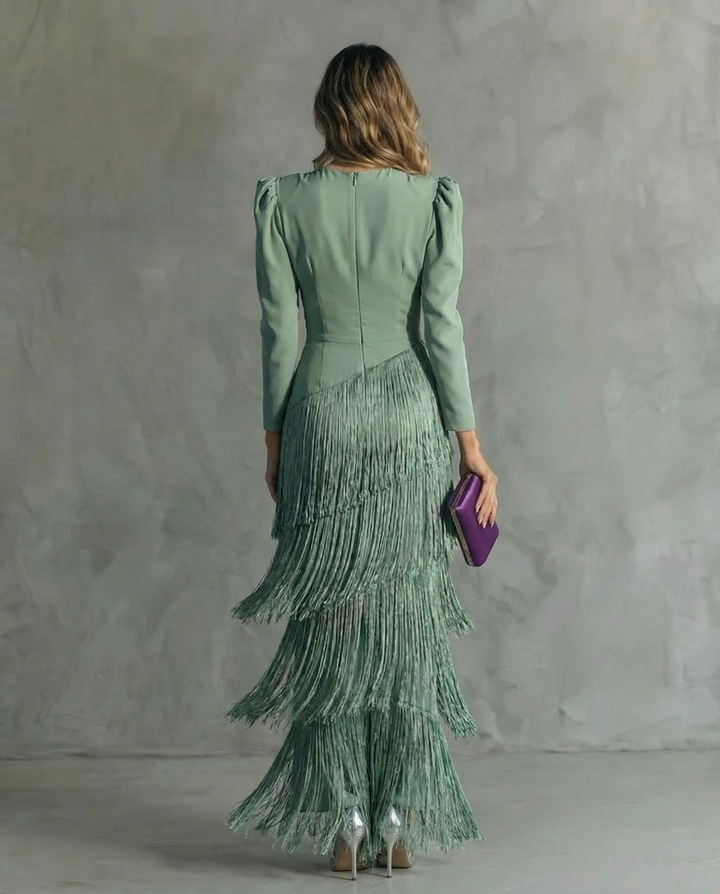 Elegant Midi Dress with Fringe Sleeves